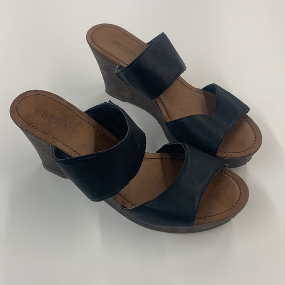 Ladies size 9 Expression cork & black wedge heels - Picture 3 of 9